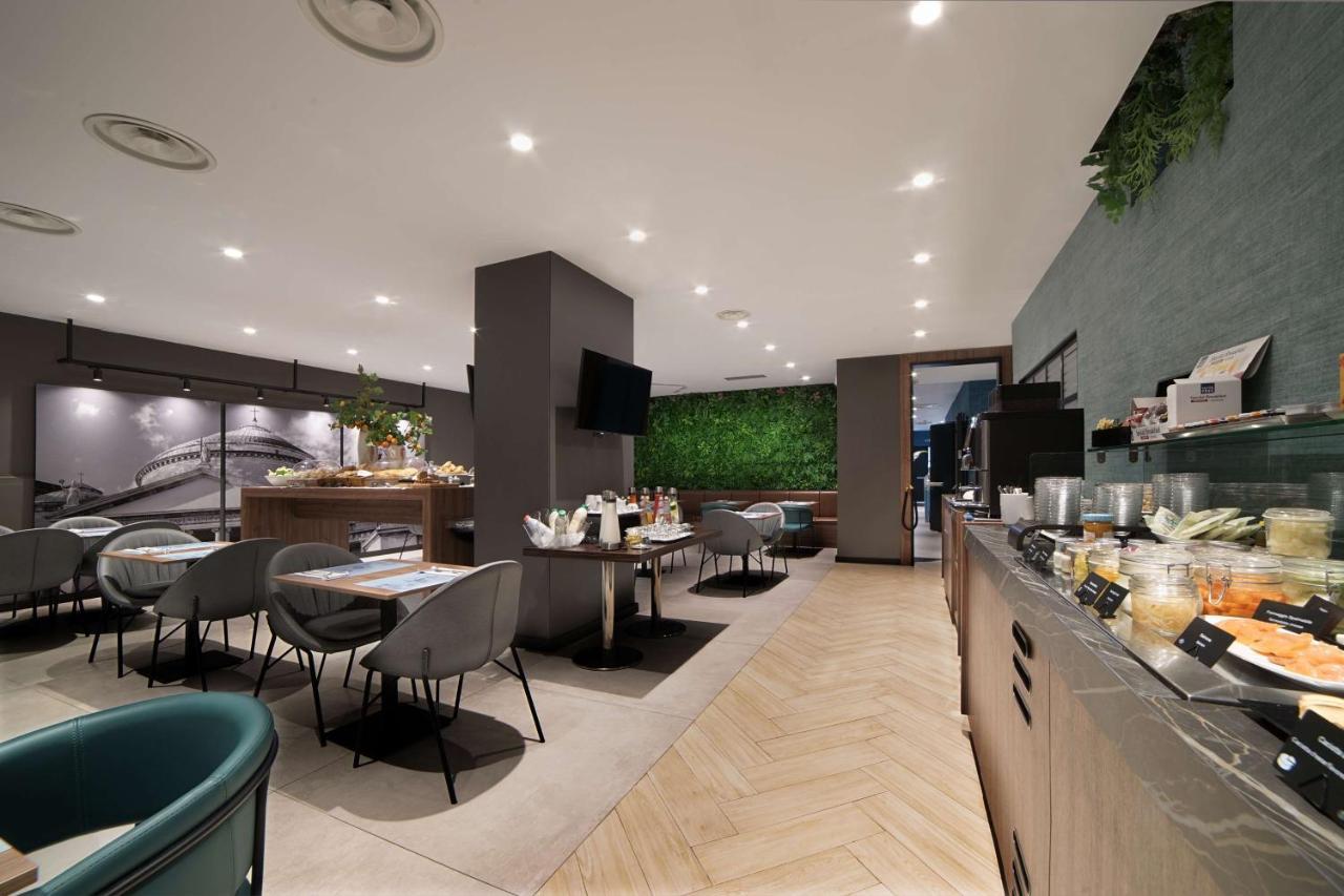 Radisson Hotel Nola Naples Ngoại thất bức ảnh