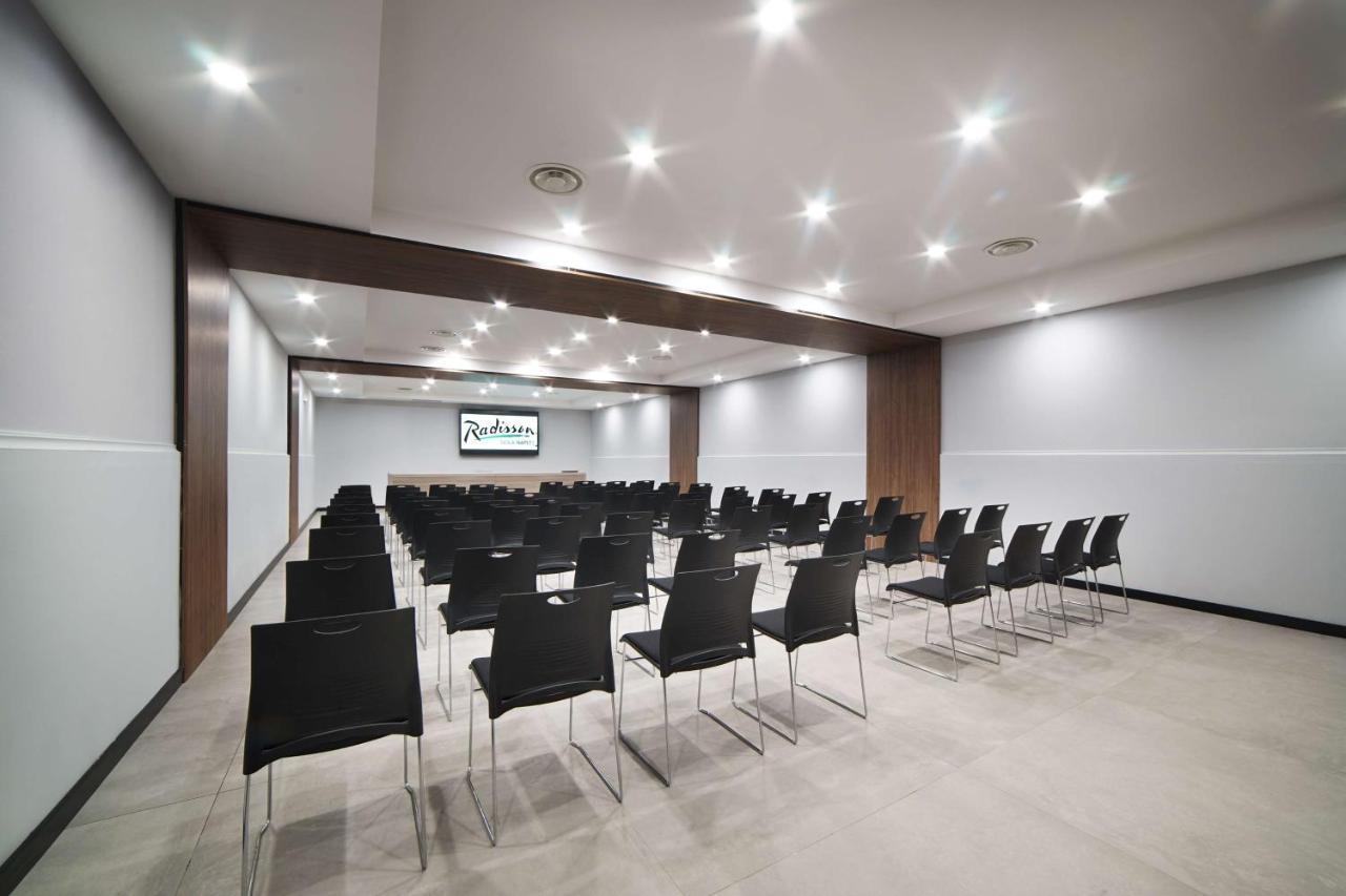 Radisson Hotel Nola Naples Ngoại thất bức ảnh