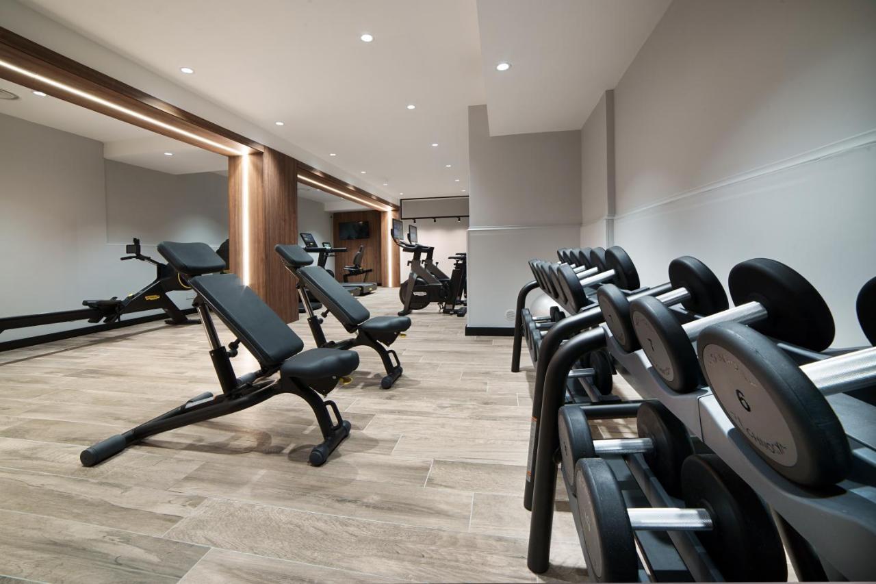 Radisson Hotel Nola Naples Ngoại thất bức ảnh