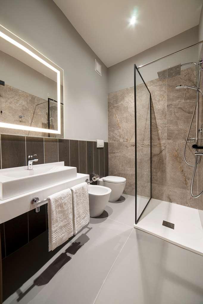 Radisson Hotel Nola Naples Phòng bức ảnh